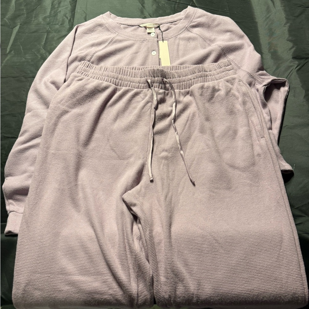 Victoria's Secret Lilac Lounge Set